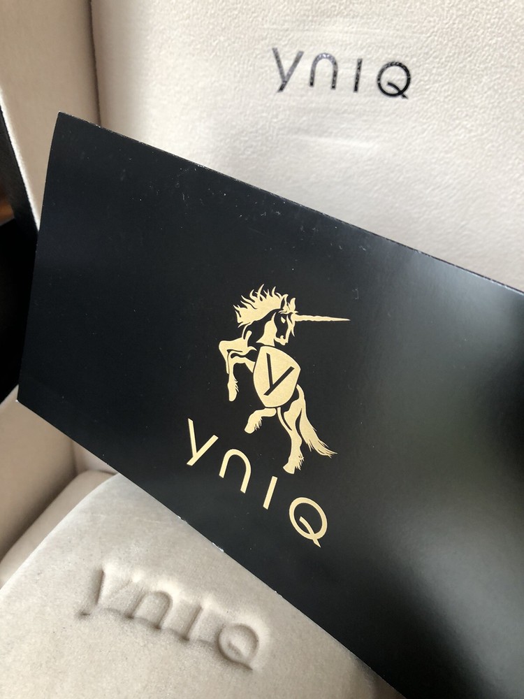 YNIQ Empty Box for Ski Googles