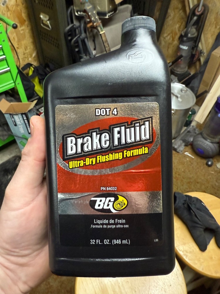 DOT 4 BG BRAKE FLUID 32OZ NEW