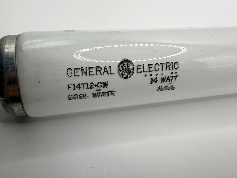 GENERAL ELECTRIC FLUORESCENT F14T12-CW 14 WATT COOL WHITE