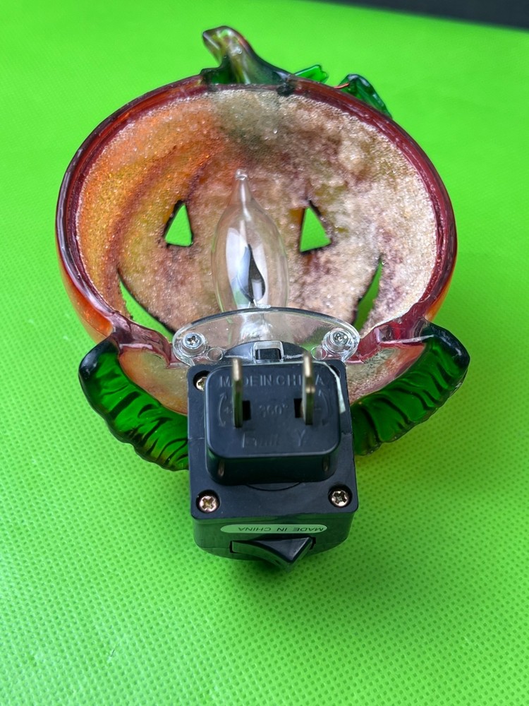 Halloween Jack O Lantern Pumpkin plug in night light