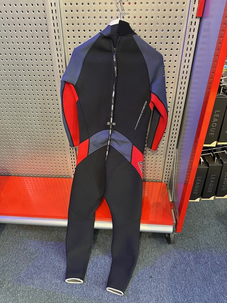 3/2mm BARE Velocity Men’s Size MS Used Wetsuit