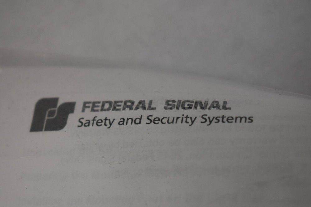 Federal Signal Legend Light Bar Hook Mounting Kit Replacement Hardware ONLY