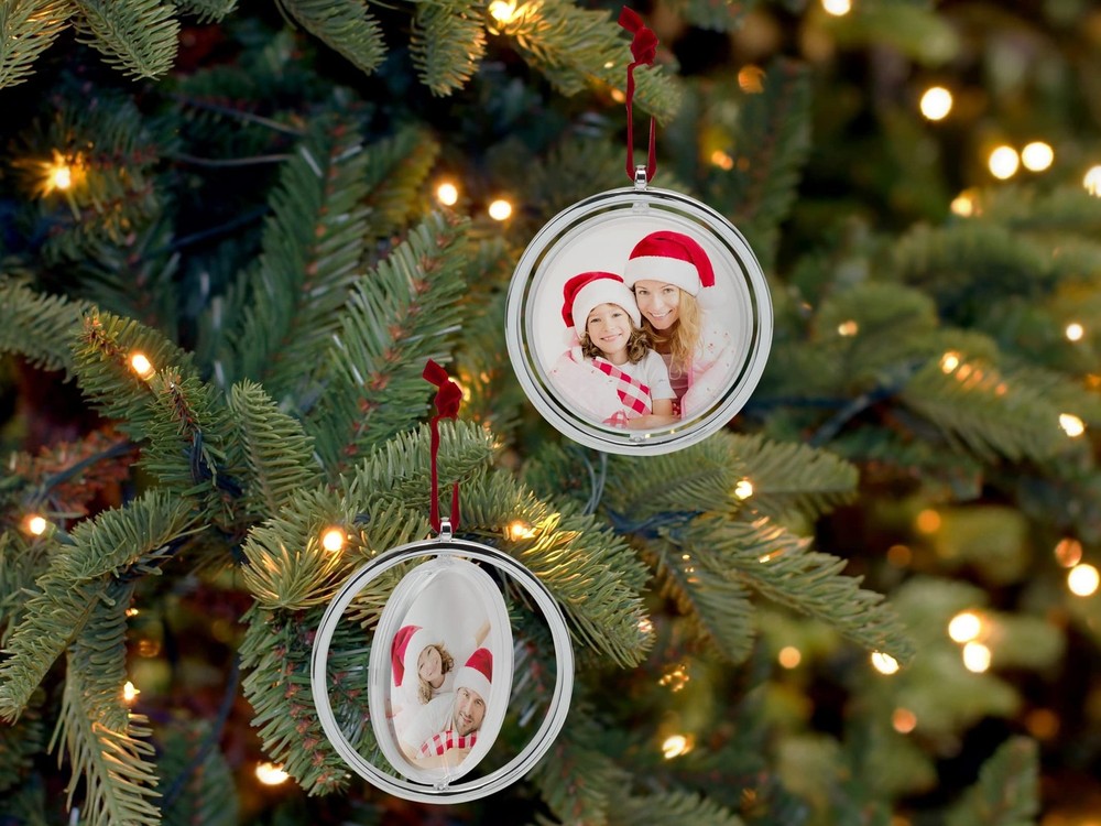 Spinning Photo Ornament - 4 Pack
