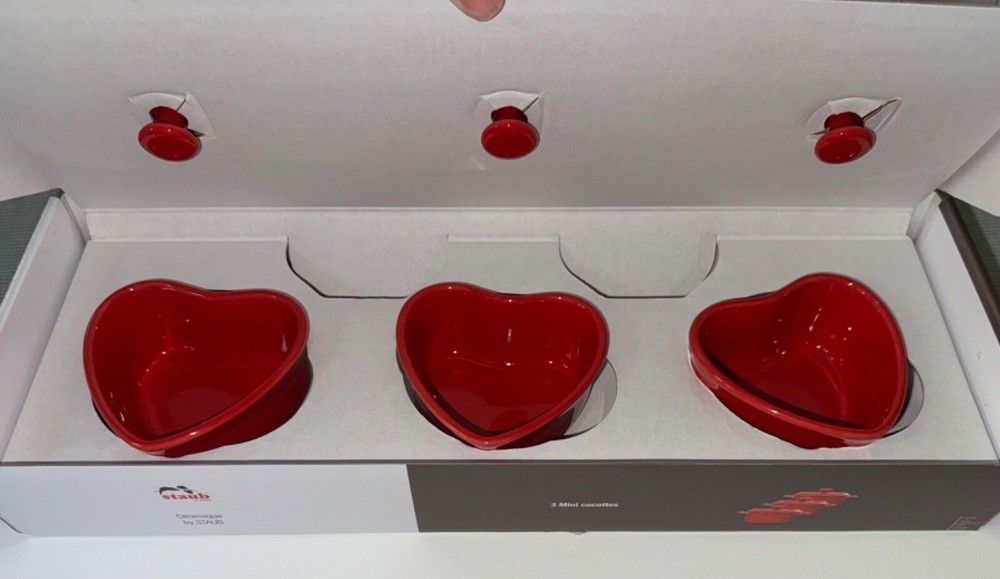 Staub 3 Mini Cocottes Heart Shaped Red New