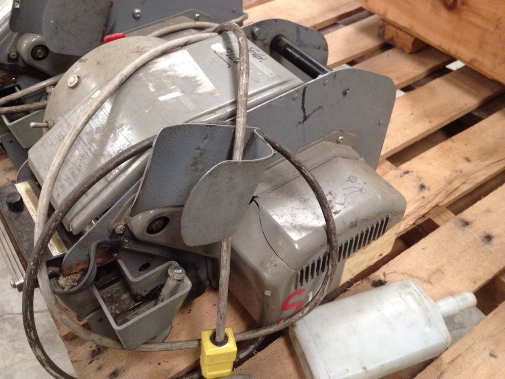 2 Better Pack Robot 556 Tape Machines