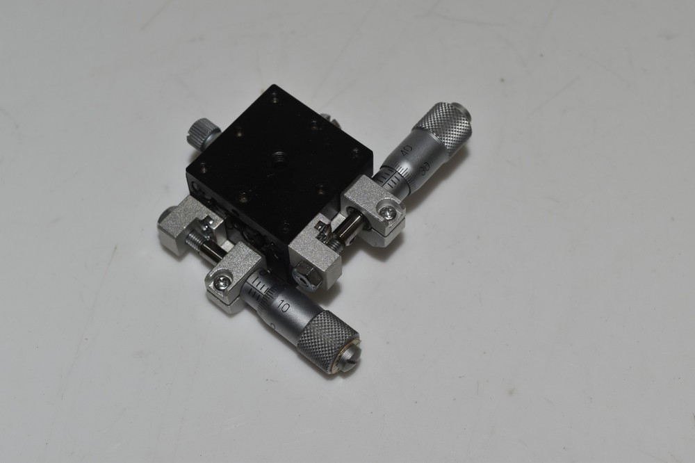 *JM* OPTOSIGMA 122-0045 OPTICAL STAGE (FMB46)