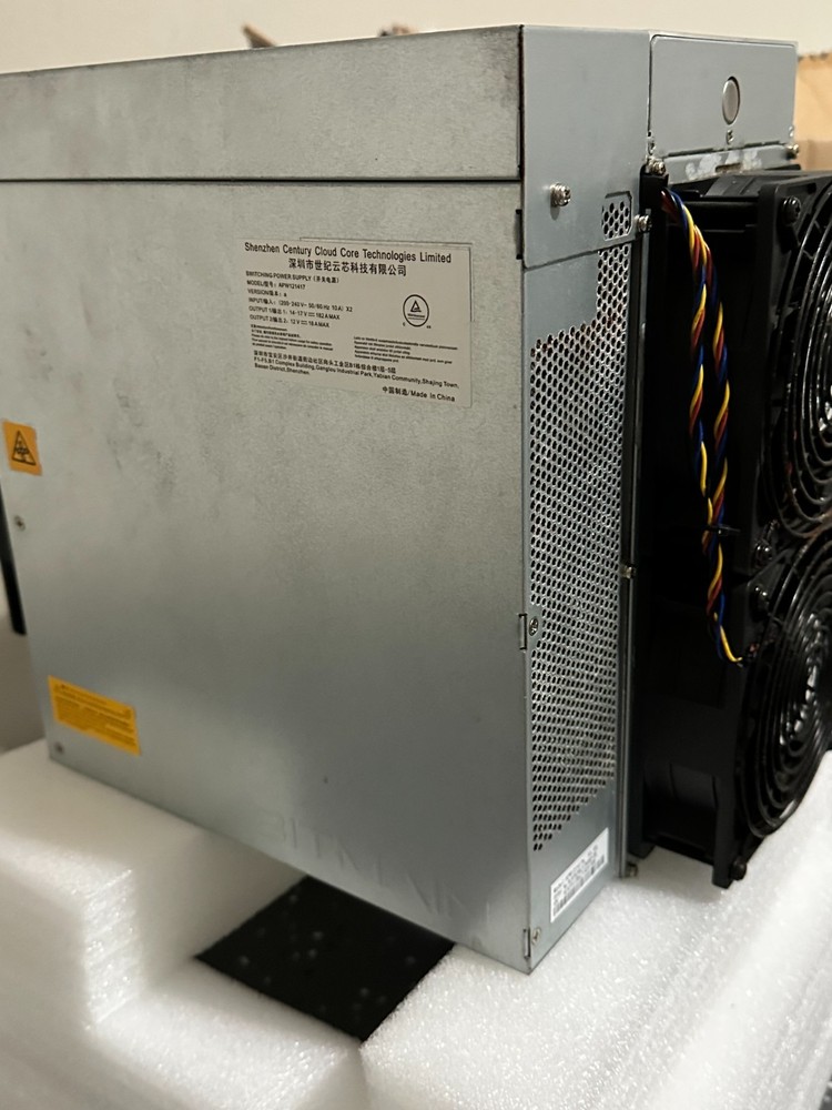 Antminer S19 . ASIC 90TH