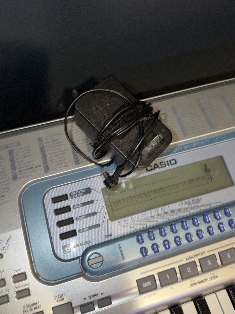 CASIO WK-3000 - Keyboard - Tested & Working W/Power Adapter & Adjustable Stand