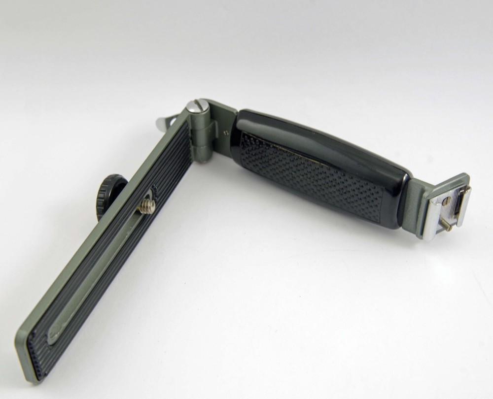 Flash Bracket