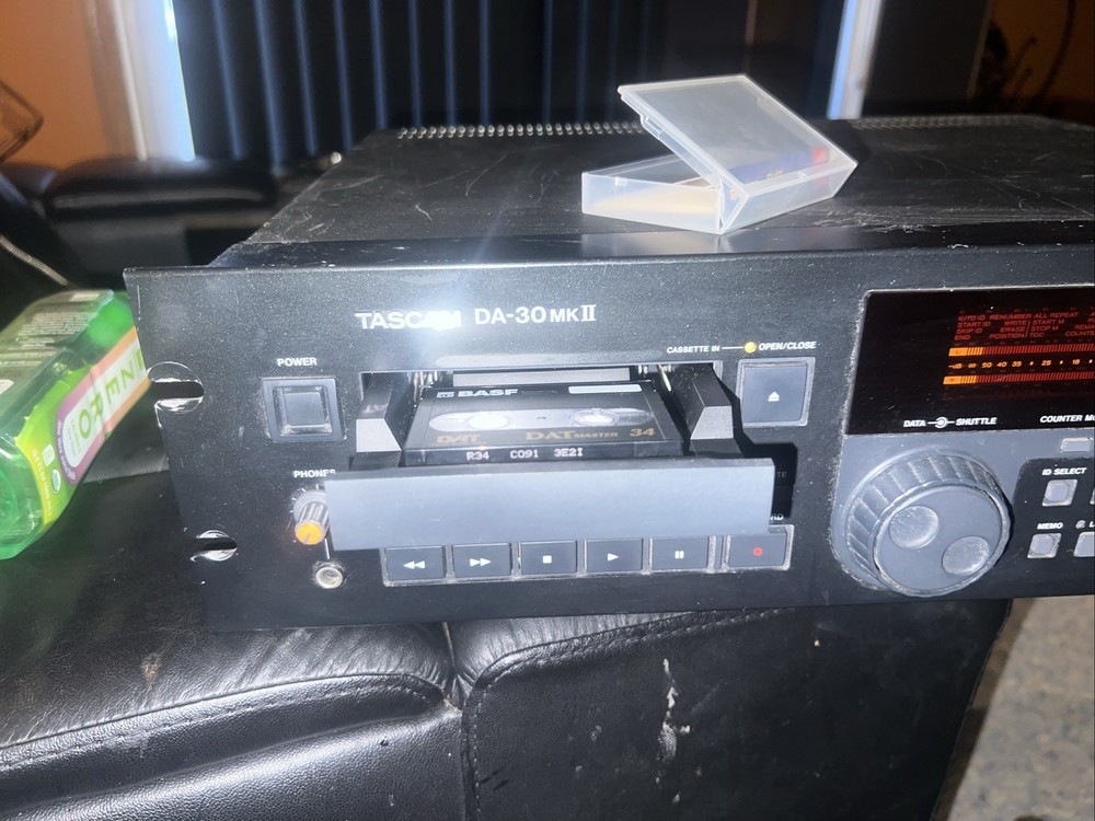Tascam DA-30 MkII Professional DAT Deck Error 1 Tape Load Belt Replace AS IS