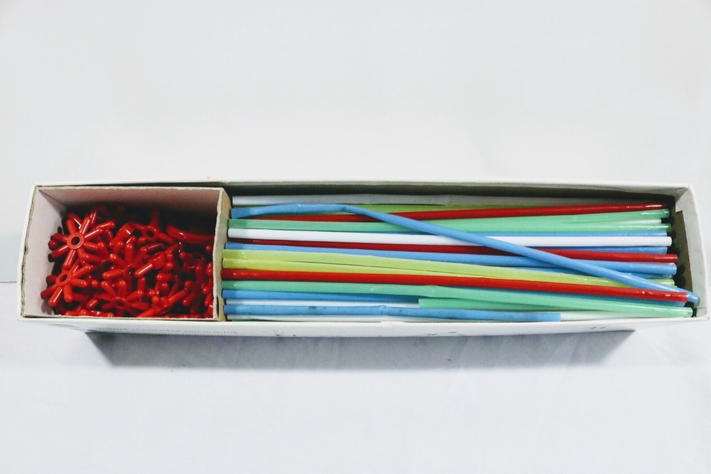 Vintage Game Construct-O-Straws