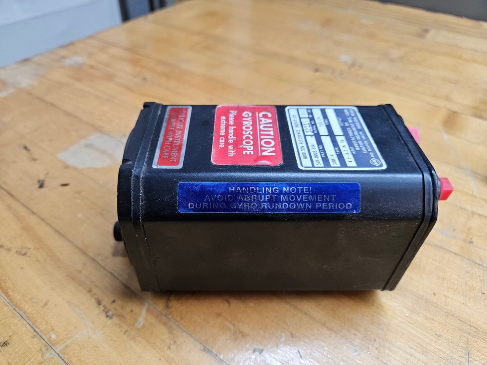 AIM 300-14 HORIZON REFERENCE INDICATOR P/N 504-0006-914