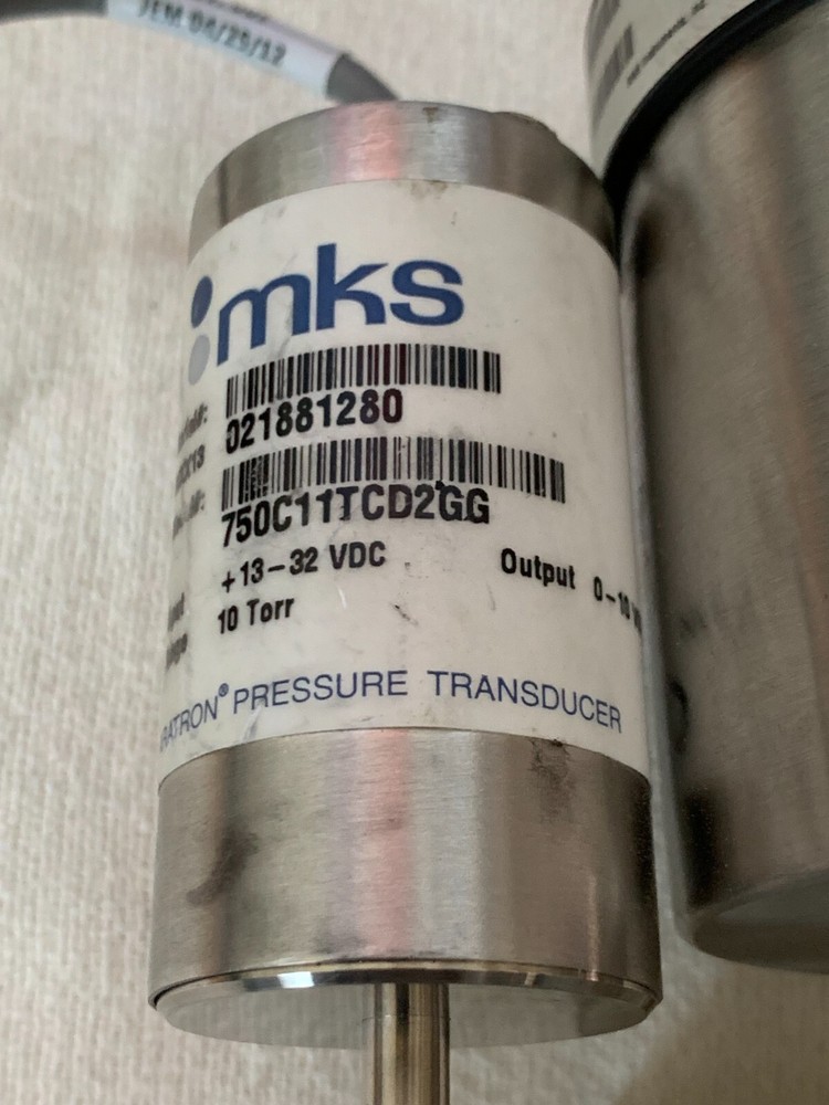 MKS Baratron Capacitance Manometer CV7627D-05 Baratron Isolation System