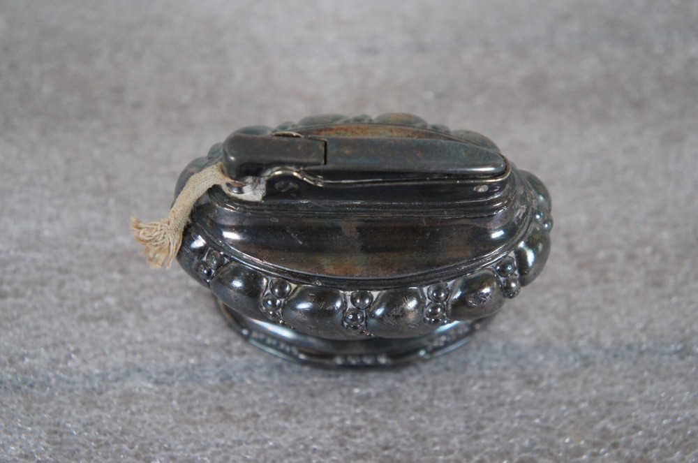 Mid Century Ronson Crown Silver Plate Cigarette Cigar Table Parlor Lighter 3"