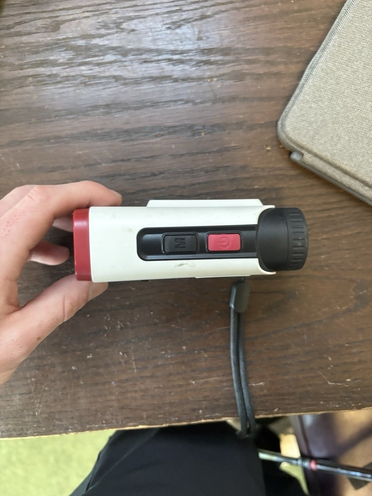 Golf RF C004 White Range Finder with Magnetic Hold
