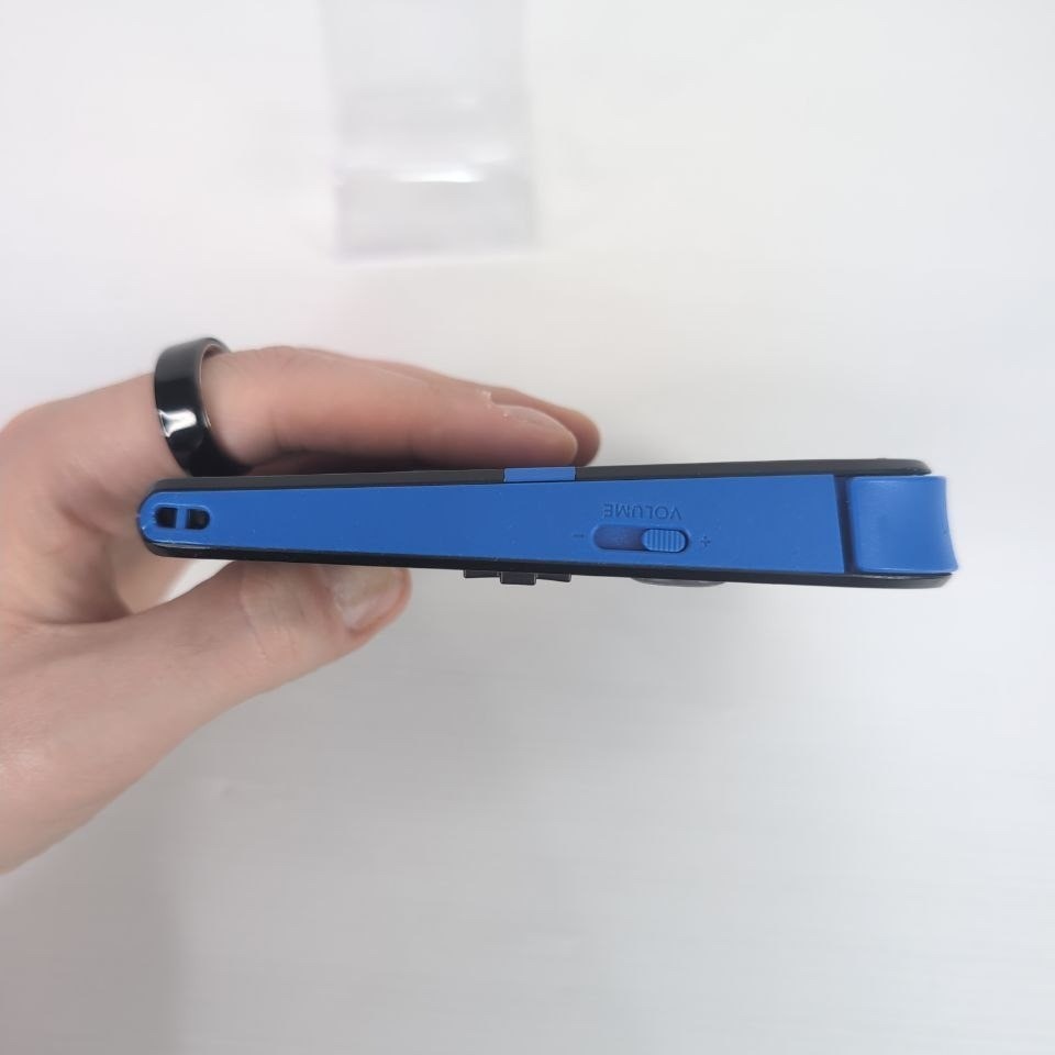 Nintendo 2DS Handheld Console + Original Charger - Working Head