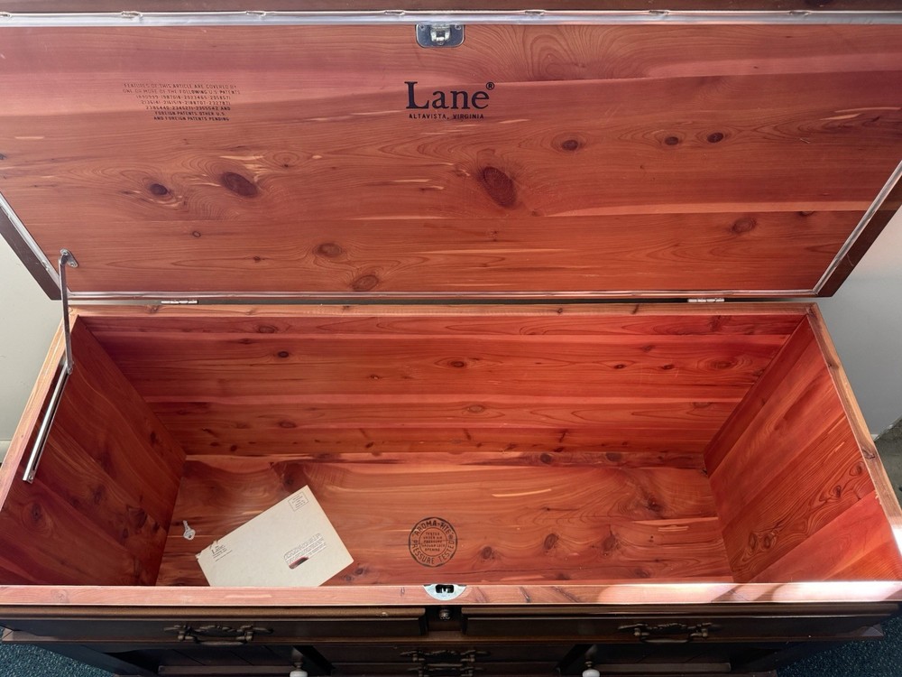 Lane Cedar Chest Antique