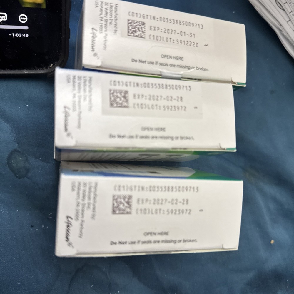 100 One Touch ULTRA TEST STRIPS exp 2o27 Mint::