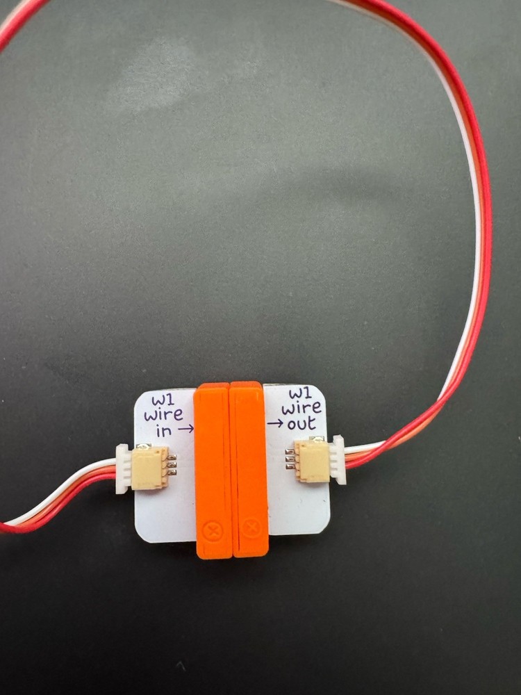 littleBits STEM Kit Replacement: w1 Wire Connector Module - UNTESTED