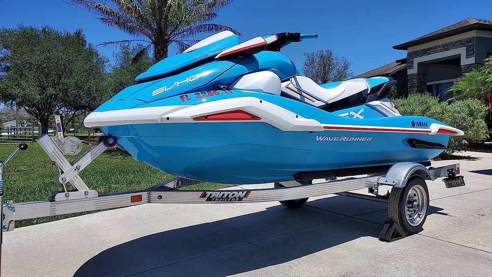 Slick 2000 Epoxy Bottom Coating Ultra-Slick Epoxy Hull Protection Two-Part Epoxy