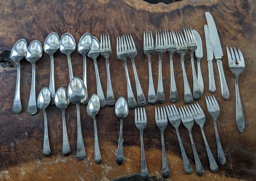Vintage Warwick Silverpate Flatware 26 Pieces + 3 Other Misc Pieces