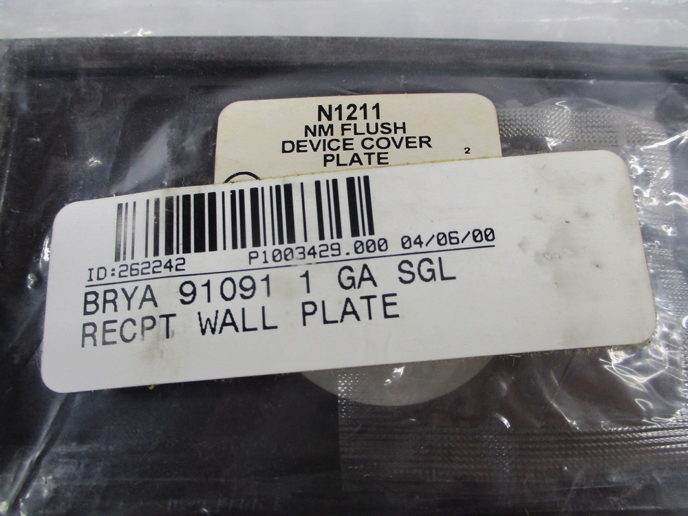 BRYANT 91091 WALL PLATE NSNP