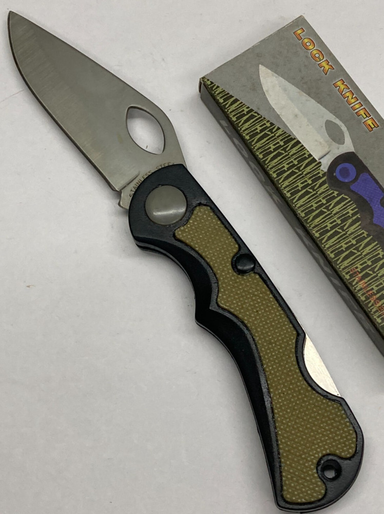 Gray Folding Lockback Knife w/Plain Blade, Thumb Hole C-370GY