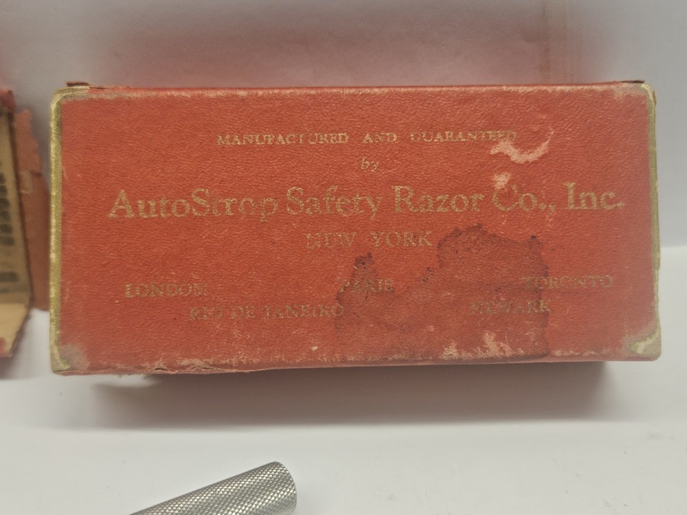 Vintage Valet Auto Strop Razor With Box