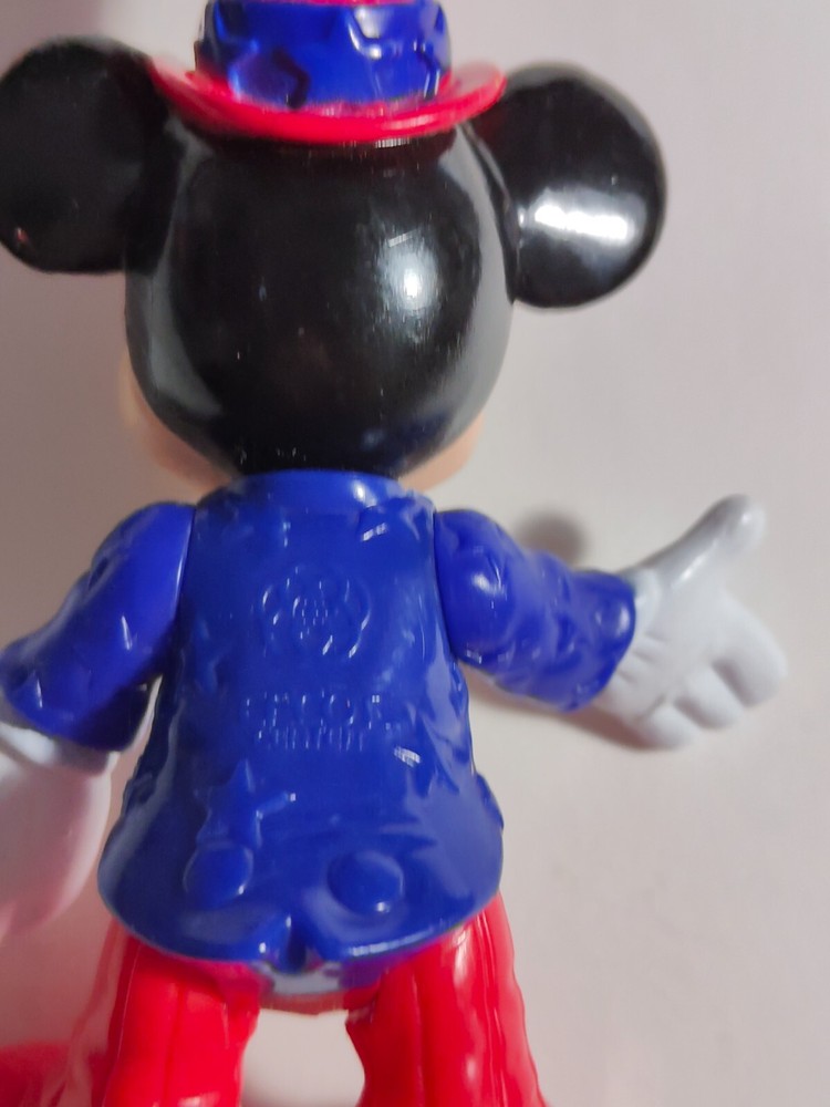 Disney Mickey Mouse Ringmaster Epcot Center Mickey 3.5"