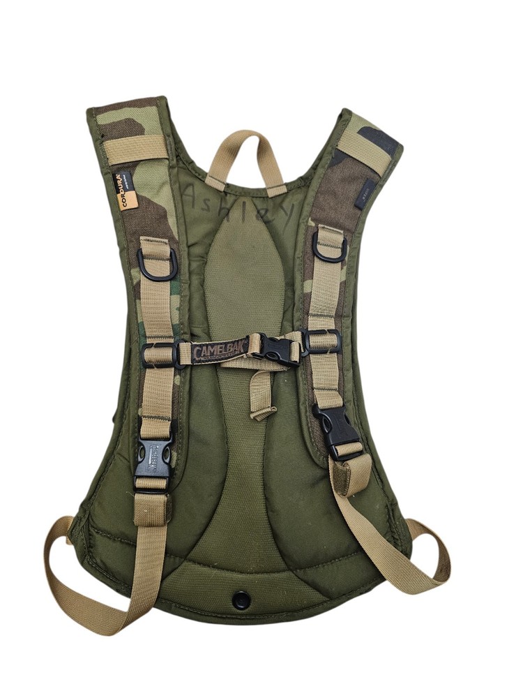 Camelbak Viper Hydration System Backpack Camo BDU Woodland 3.1 L. 102oz