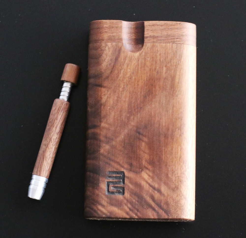 3" Spring Loaded Walnut One Hitter- Self Ejection Cleaning System