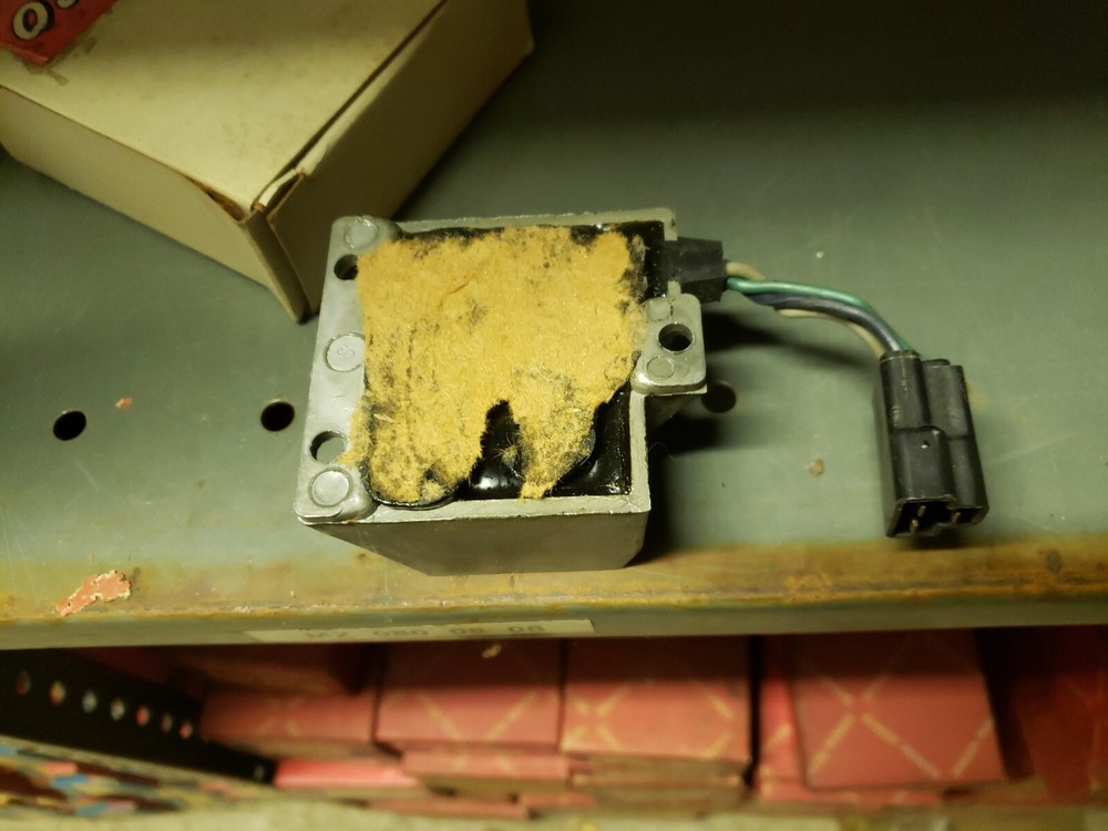 NORS KIMCO 11-0731 VOLTAGE REGULATOR