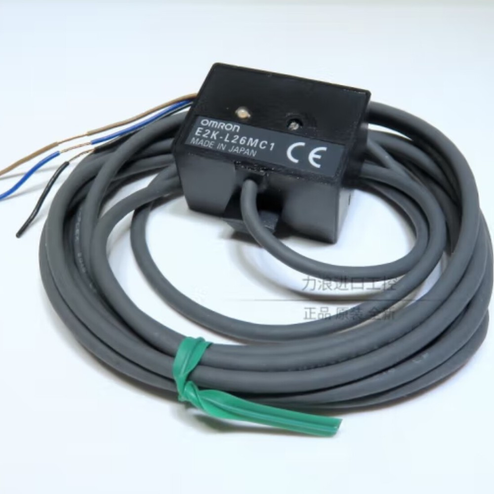 OMRON Liquid Level Sensor E2K-L26MC1 DC12-24V