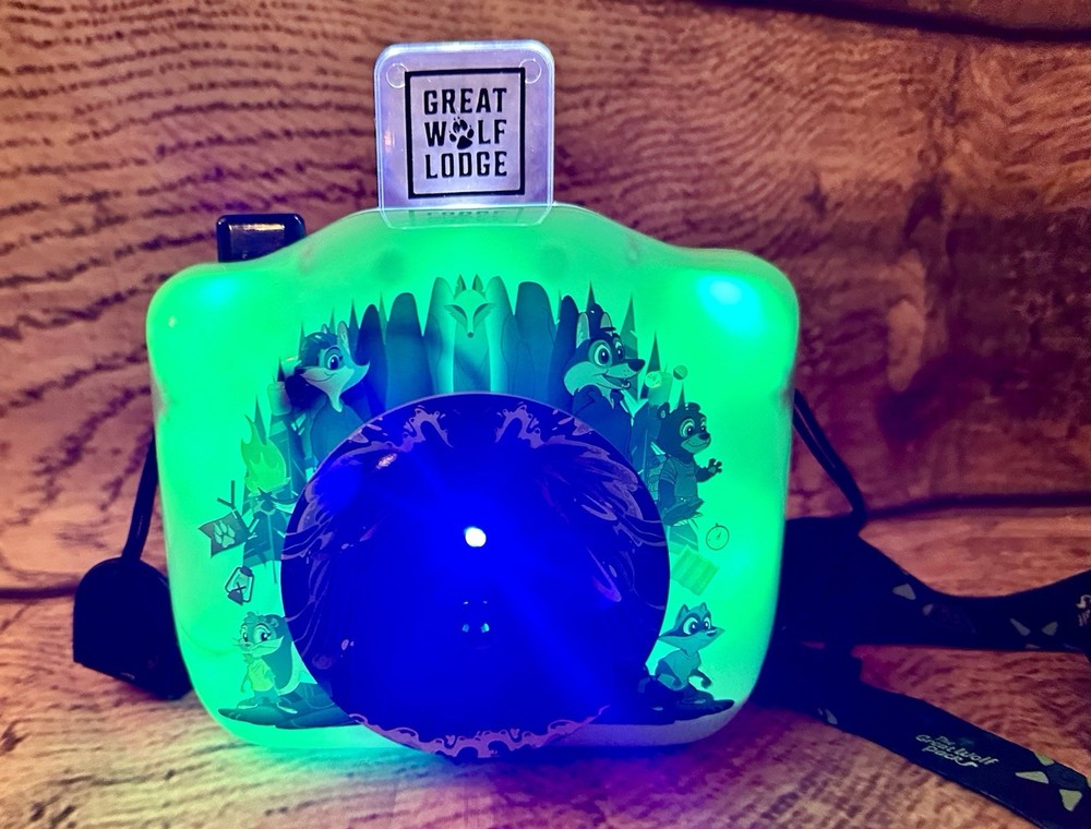 GREAT WOLF LODGE BATTERY BUBBLE Machine Camera Works