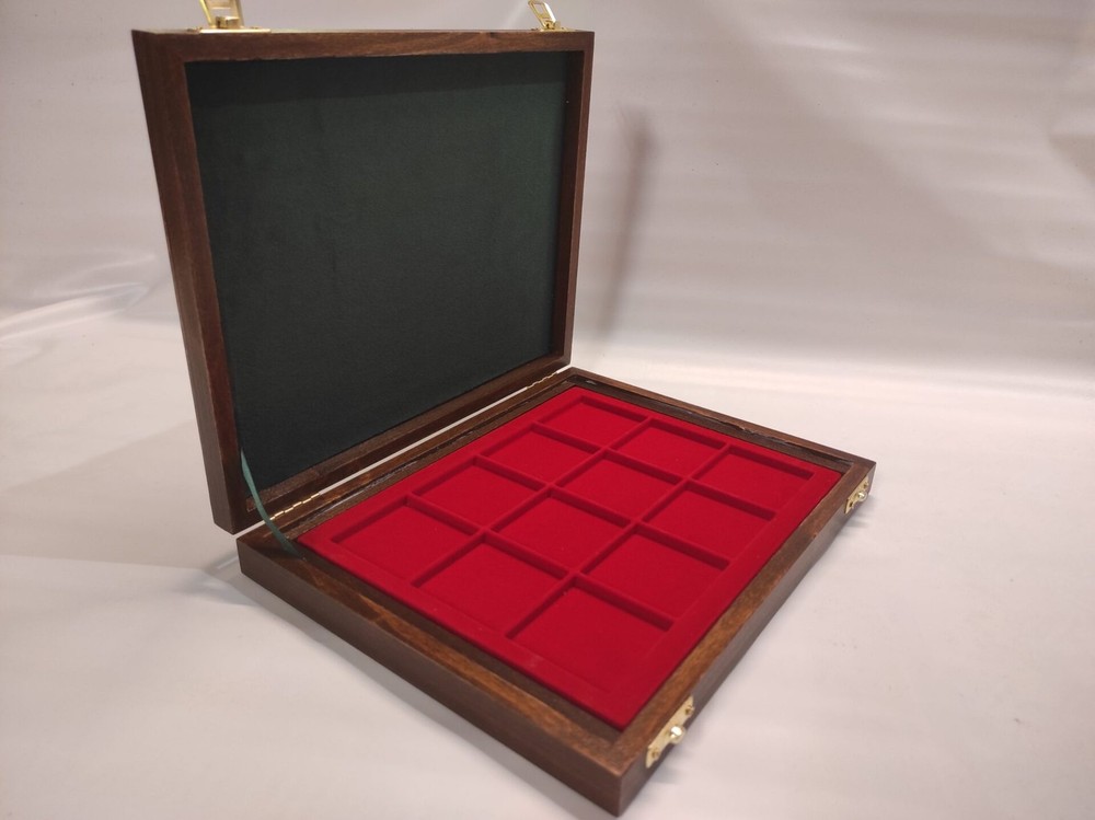 Wooden medal coin case, also customizable