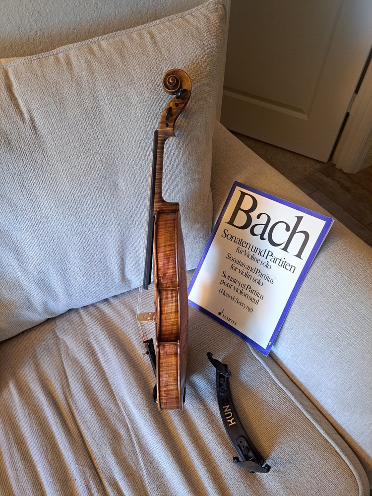Violin Antique 4/4 Stradivarius?