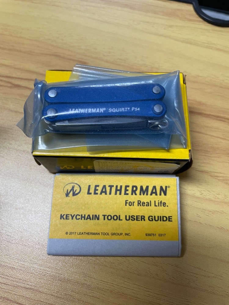 🔥Leatherman squirt ps4 blue 🔥(unused)