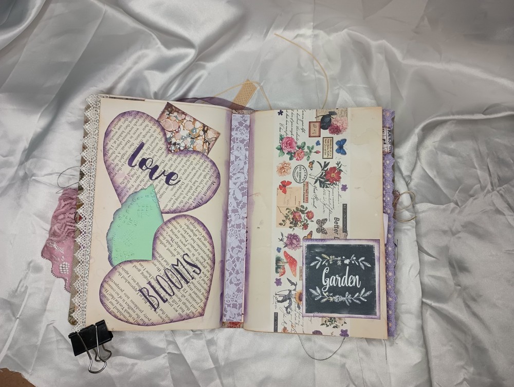Junk Journal Eclectic - Purple And Pink