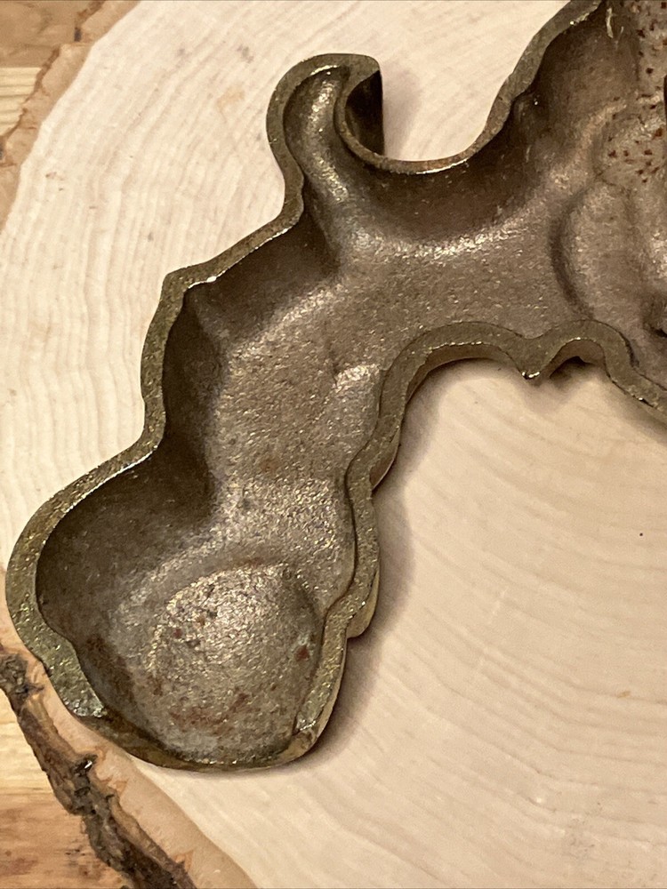Vintage Brass LION'S HEAD ANDIRON / FIREDOG