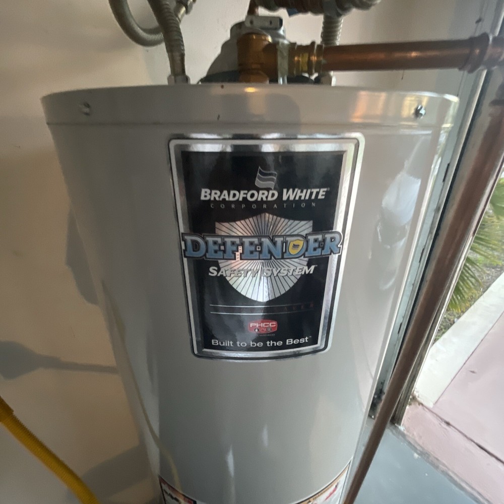 Bradford White RG240T6N 40 Gallon Atmospheric Vent Natural Gas Water Heater