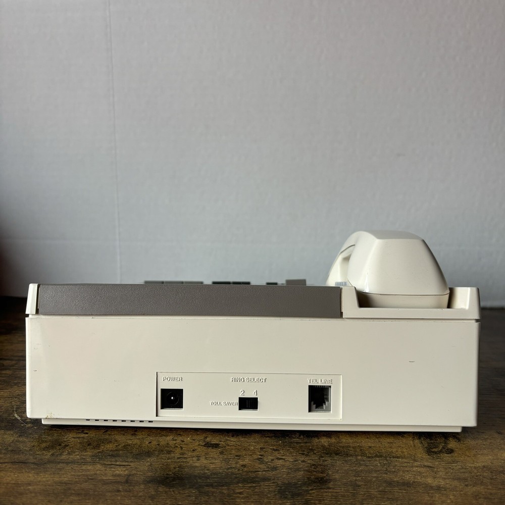 AT&T Model 1510 Answering System Retro 2-Way Programmable Office Phone - White