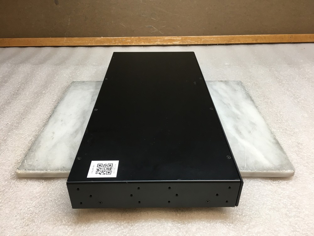 Shinybow 4x4 VGA Matrix Routing Switcher