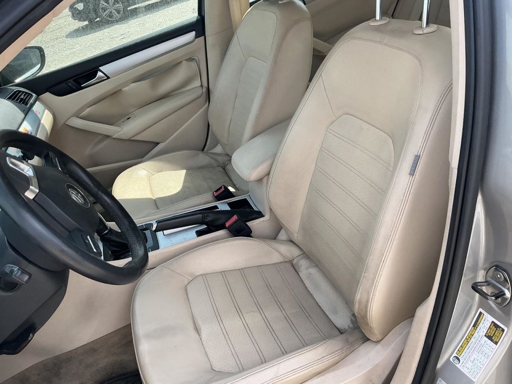 Fuse Box Engine Compartment Fits 12-22 PASSAT 5022155