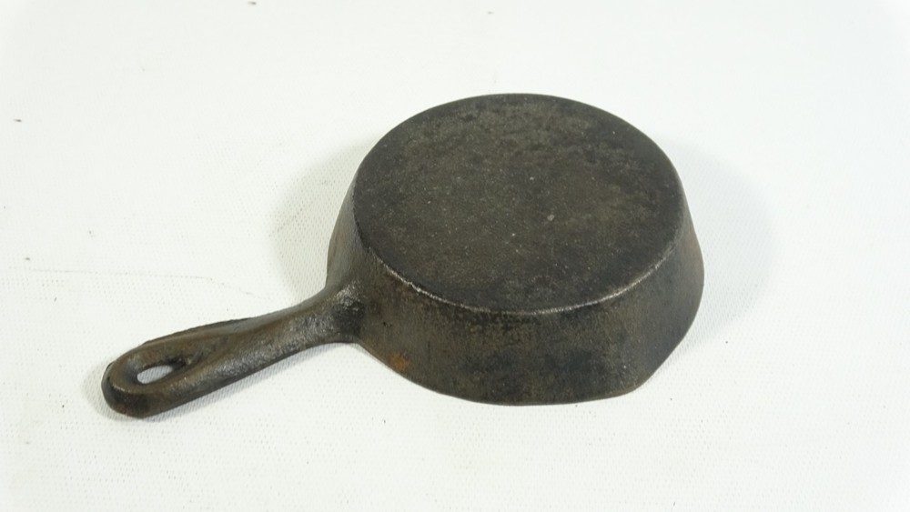 Vintage Mini Cast Iron Commemorative Pan 1776 to 1976