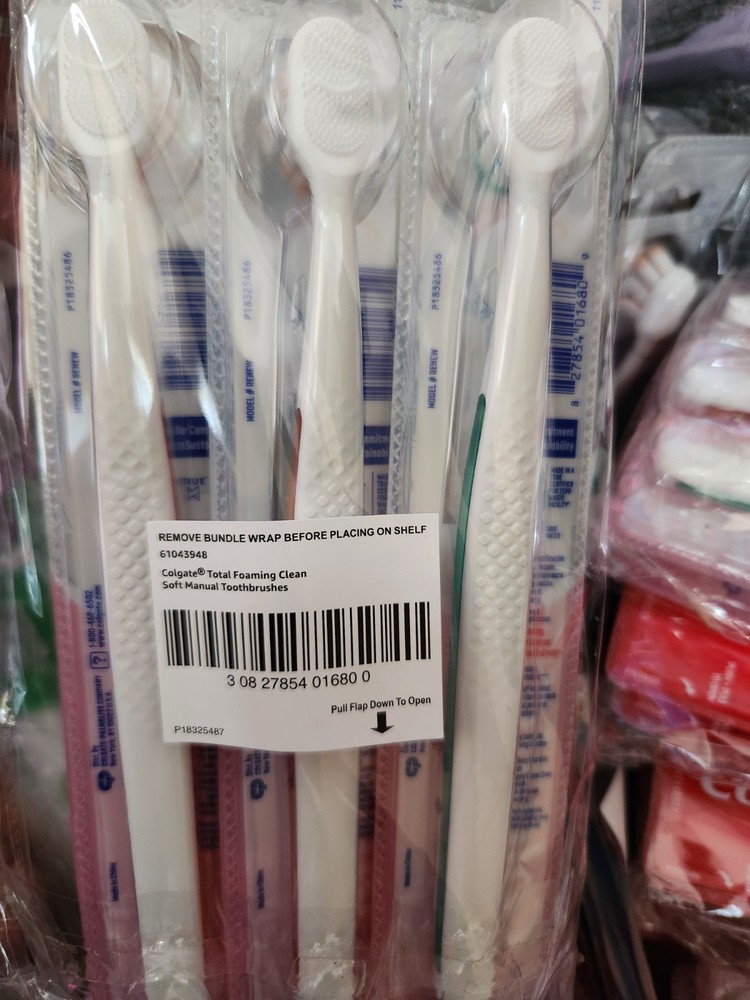6 Pack Colgate Total Active Prevention Foaming Clean SOFT Toothbrushes