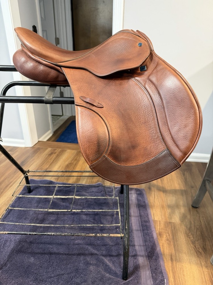 Stubben Roxane Jumping Saddle 17/28
