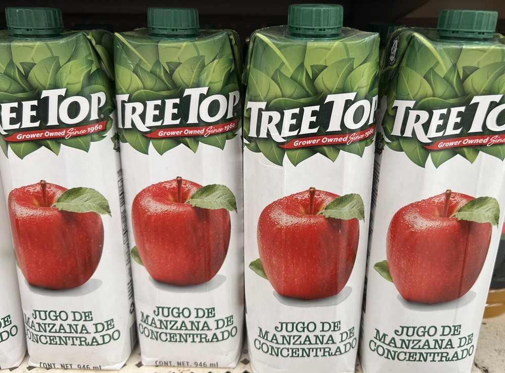 4 Pack Tree Top Apple Juice 946ml