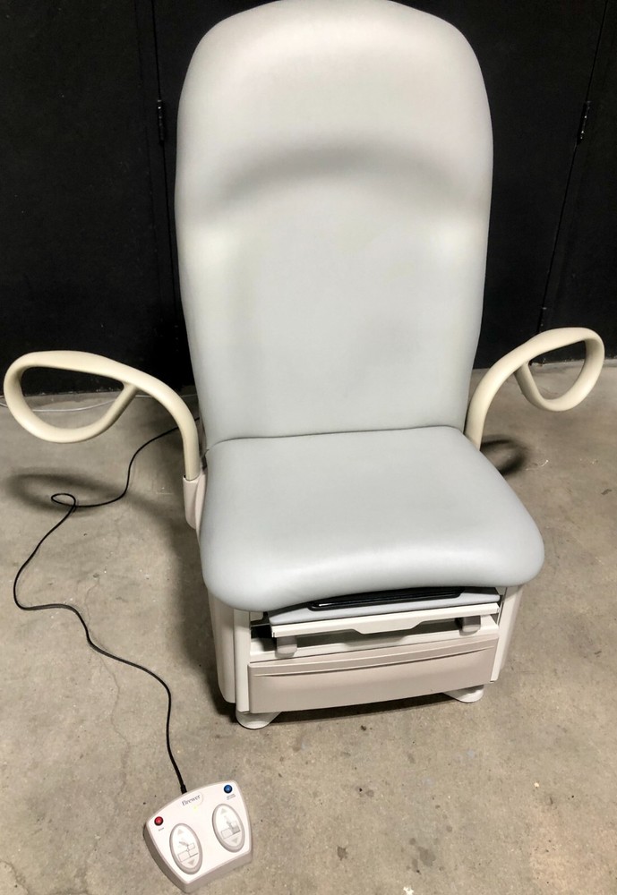Brewer 6501 Access High-Low Exam Table