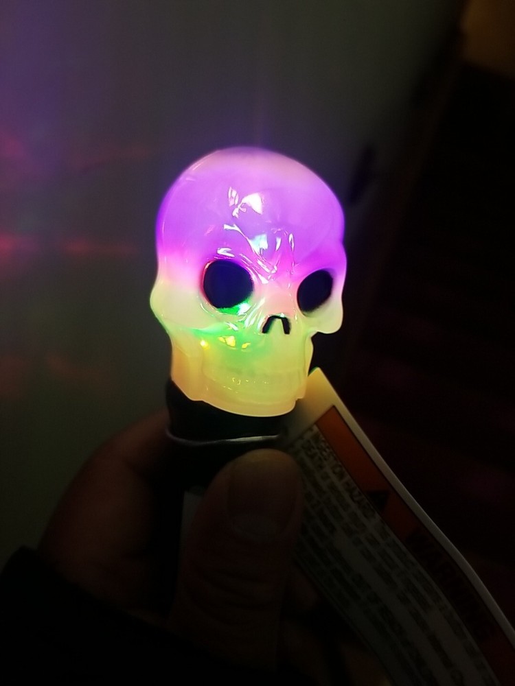 Light Up Spinner Ghost Head