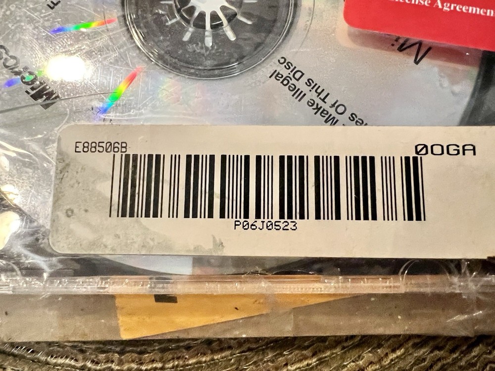 Windows 95 CD-ROM Setup Boot Disk - "Distribution with a new PC only"